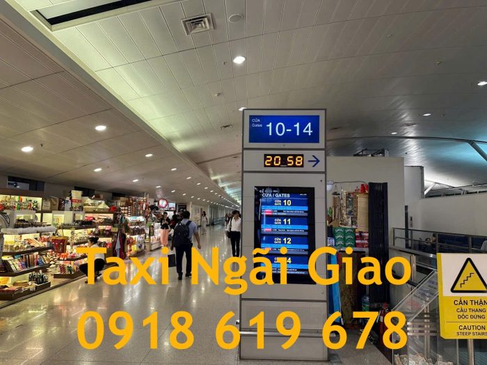 taxi đưa đón sân bay giá rẻ 0918619678