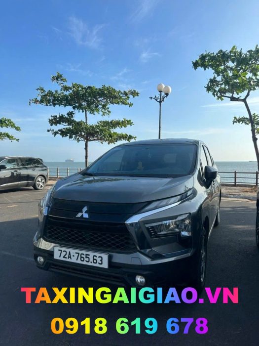 Thuê xe dịch vụ giá  rẻ 0918619678