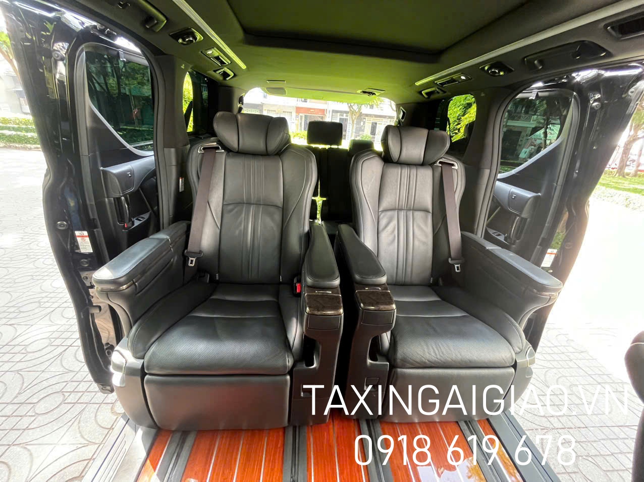 Thuê xe từ sân golf Châu Đức đi Sài Gòn giá rẻ