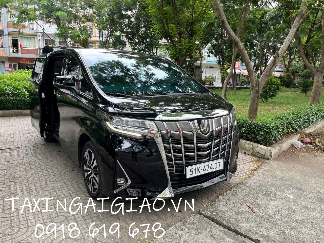 Thuê xe từ Sân Gofl Châu Đức đi TP Hồ Chí Minh giá rẻ