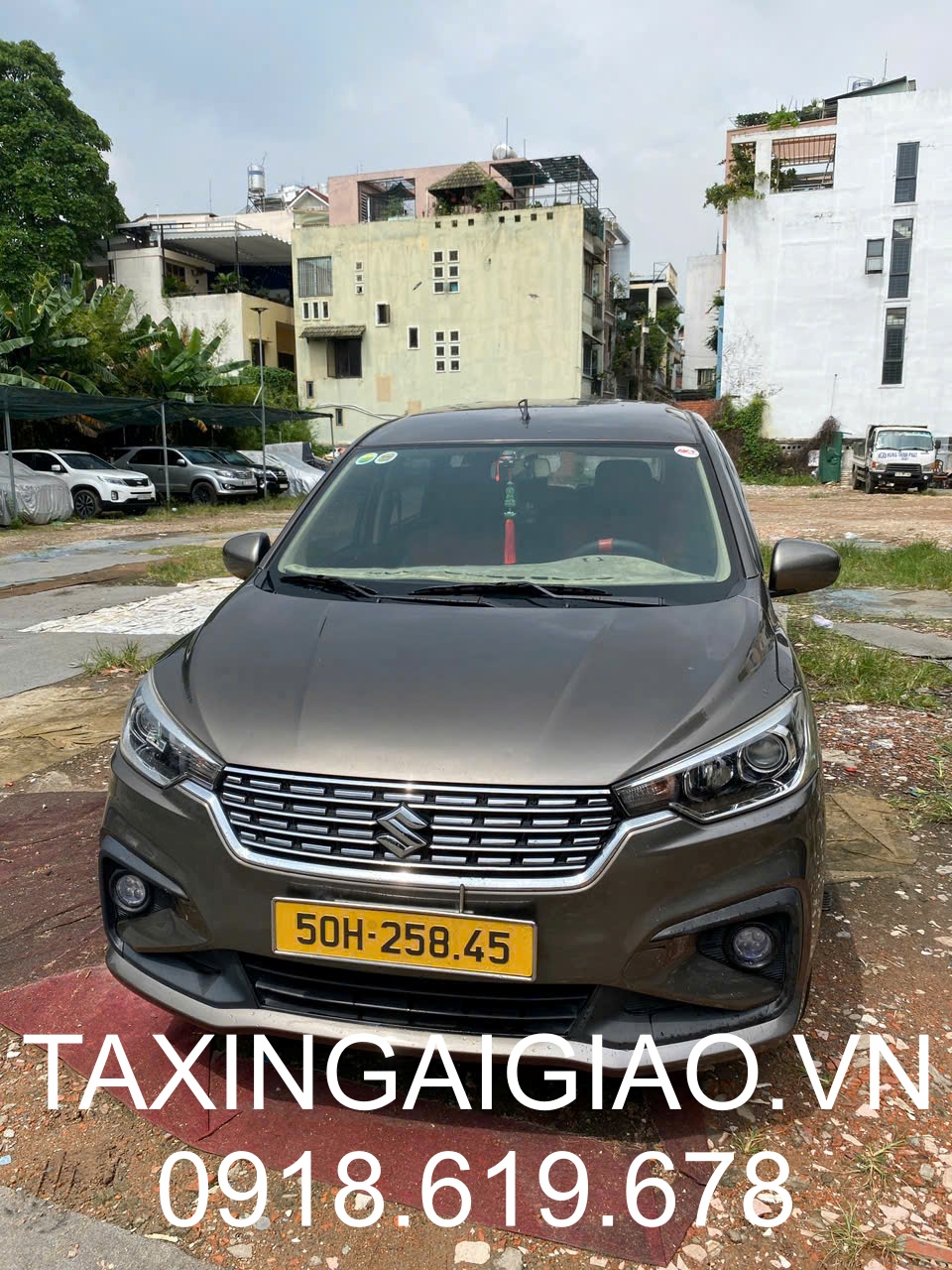 Thuê xe tại Châu Pha, Hồ Chí Minh đi Sài Gòn giá rẻ 